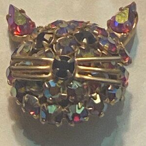Vintage Warner Rhinestone Cat Brooch
